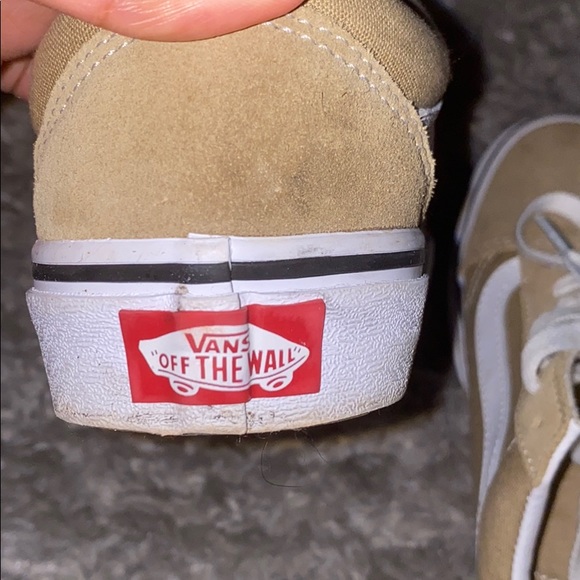 Light brown vans - Picture 2 of 5